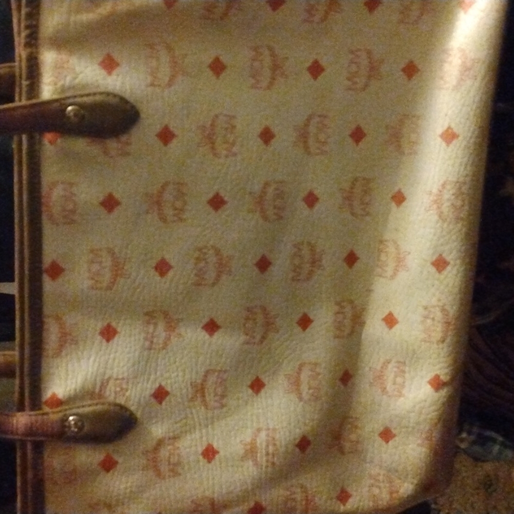 Women's hand bag